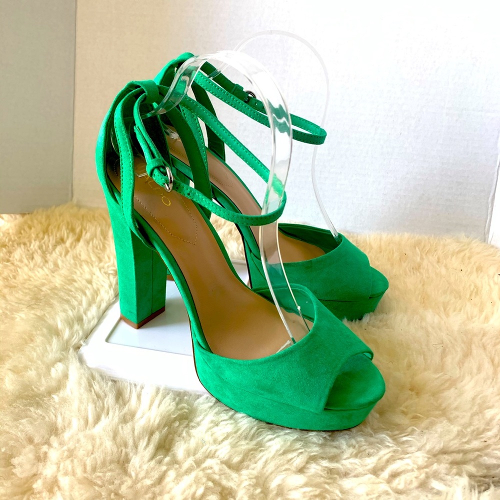 Aldo Suede Sandal Heels Green Size 9
